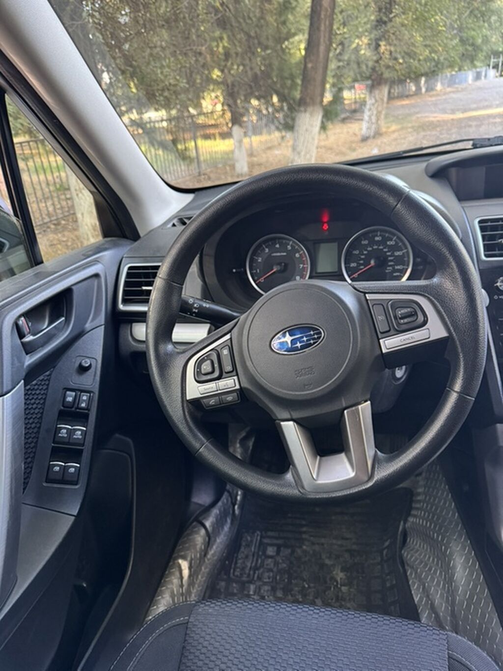 Subaru Forester: 2017 г., 2.5 л, Автомат, Бензин, Кроссовер: фото 8