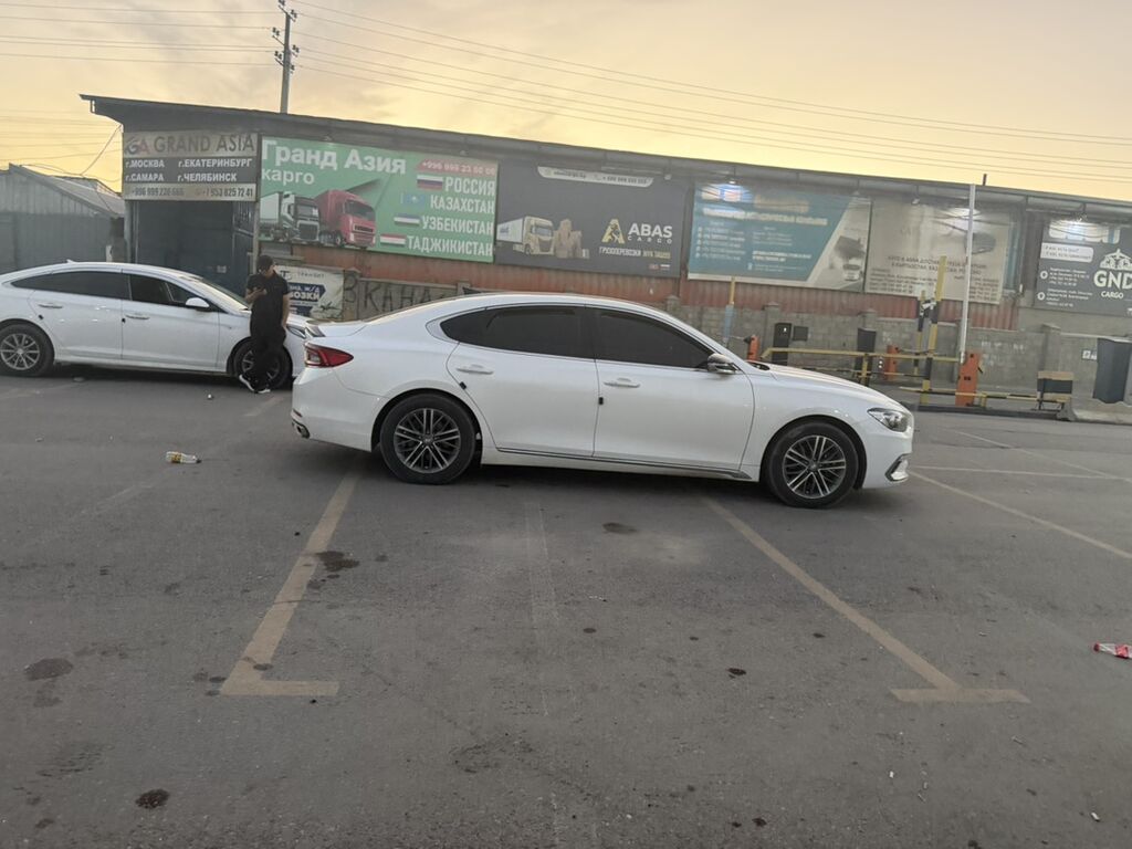 Hyundai Grandeur: 2018 г., 3 л, Автомат, Газ, Седан: фото 2