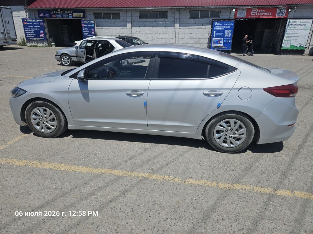Hyundai Avante: 2018 г., 1.6 л, Автомат, Газ, Седан: фото 2