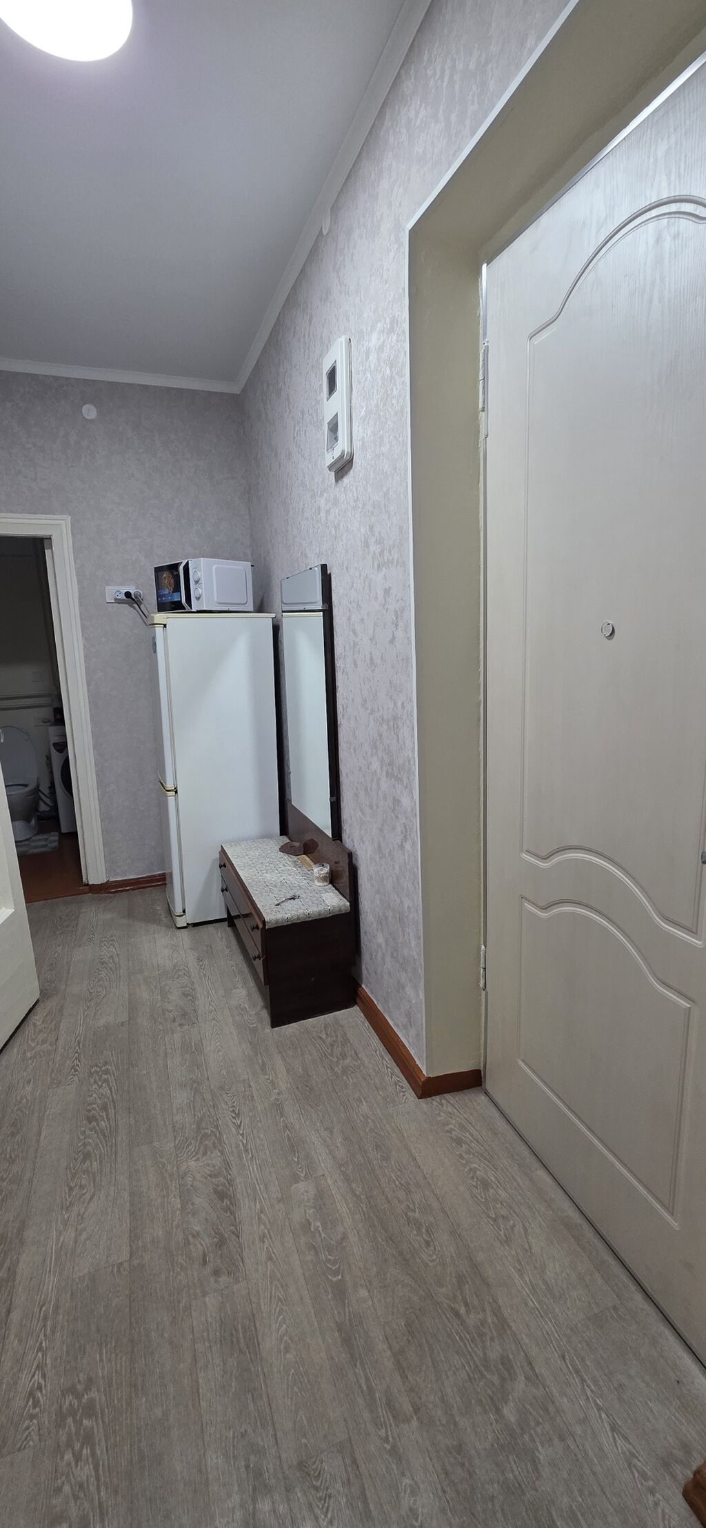 ​Сдаётся 2-комнатная квартира в центре Бишкека (район Центрального: фото 2