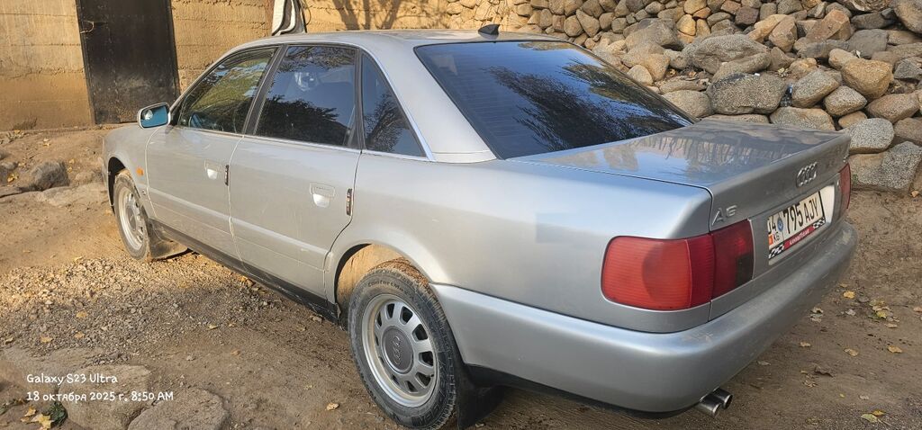 Audi A6: 1997 г., 2.6 л, Механика, Седан: фото 5