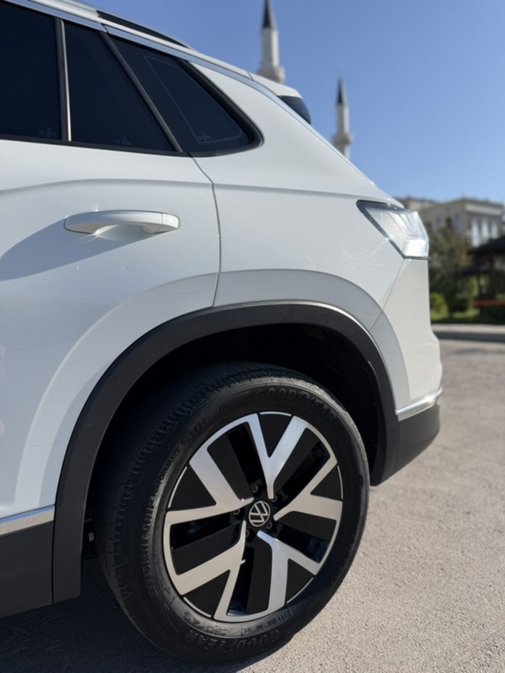 Volkswagen Tayron: 2023 г., 1.5 л, Автомат, Бензин, Кроссовер: фото 7
