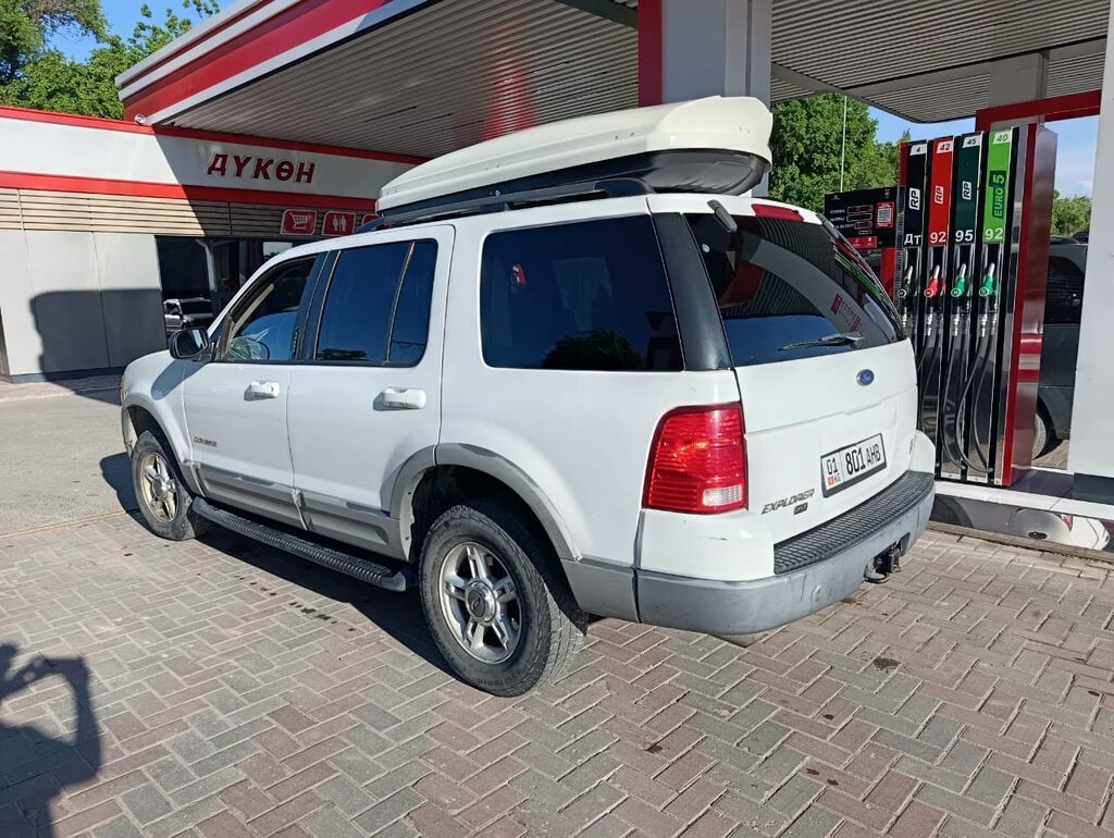 Ford Explorer 2002 г., 4.6 л, автомат, газ: фото 2