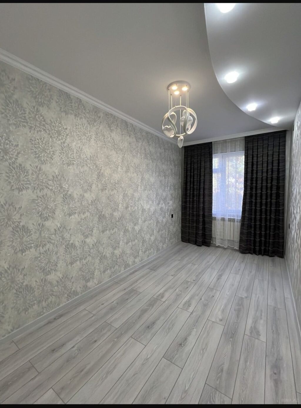 Bakı, 4-cü mikrorayon, 3 otaqlı, Köhnə tikili, m. Nəsimi, 65 kv. m