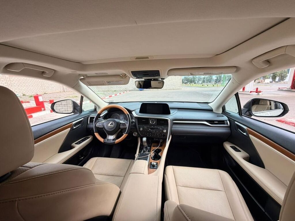 Lexus RX: 2021 г., 3.5 л, Автомат, Бензин, Кроссовер: фото 2