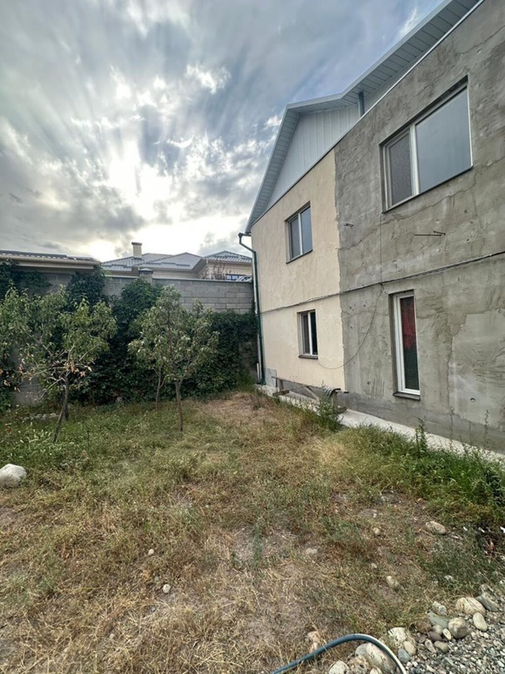 95 м², 2 комнаты, Киргизия 1, Без подселения