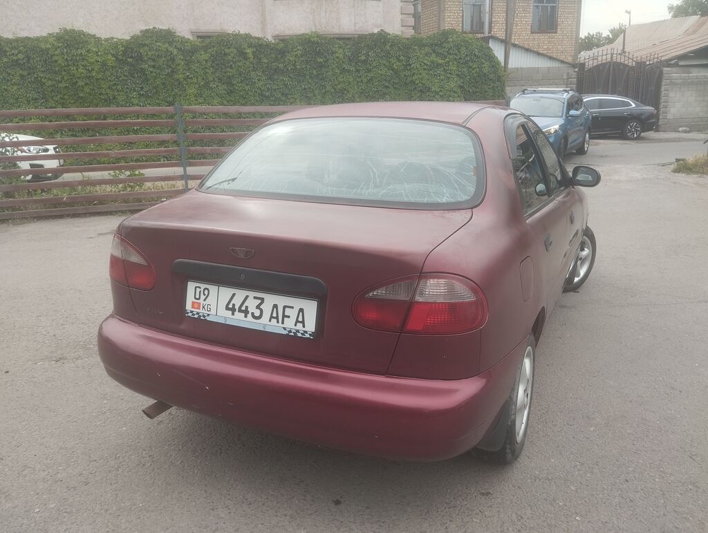 Daewoo Lanos: 1997 г., 1.5 л, Автомат, Бензин, Седан: фото 5