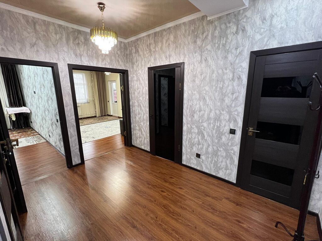 2 комнаты, 70 м², Джал мкр (в т.ч. Верхний, Нижний, Средний) Элитка, 7 этаж, Евроремонт: фото 2