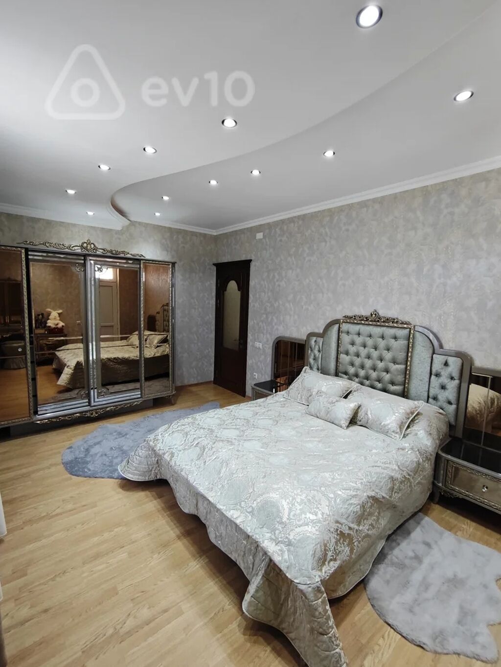 Yasamal, 3 otaqlı, Yeni tikili, m. İnşaatçılar, 122 kv. m