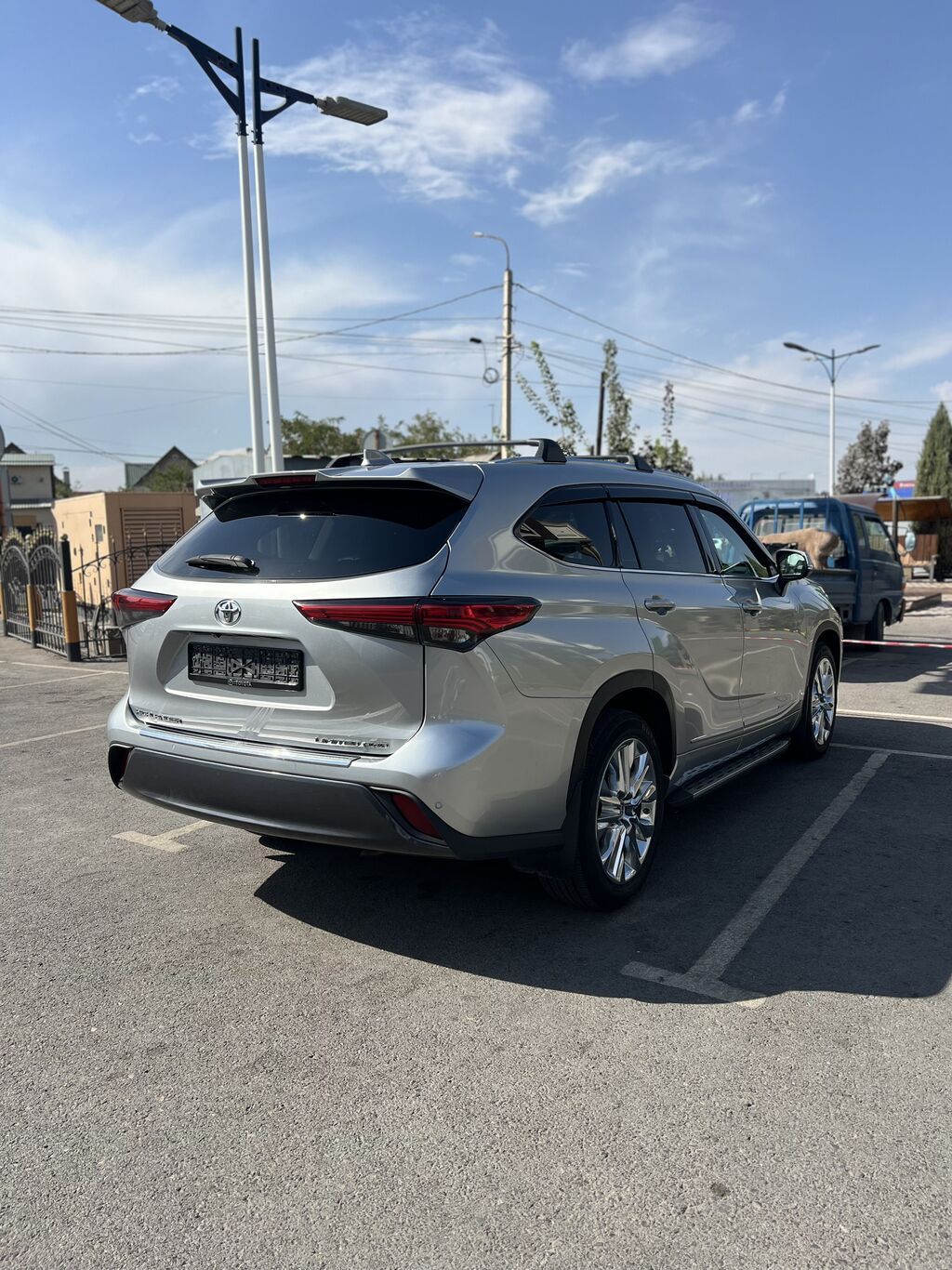 Toyota Highlander: 2021 г., 3.5 л, Автомат, Бензин, Кроссовер: фото 6