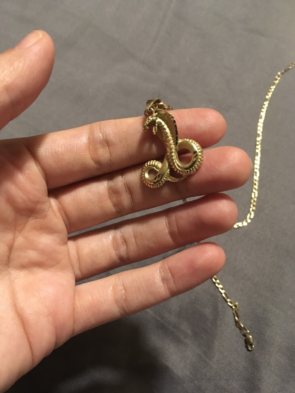 Άλλα: Όμορφο κρεμαστό κόσμημα φιδιών 14K! ολοκαίνουργιο δεν φορούσε ποτέ! σε lalafo.gr Όμορφο κρεμαστό κόσμημα φιδιών 14K! ολοκαίνουργιο δεν φορούσε ποτέ! σε Νέα Σμύρνη