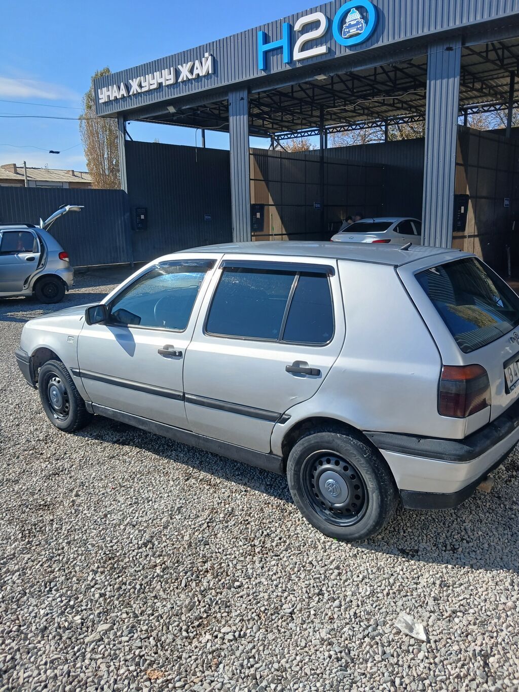 Volkswagen Golf: 1992 г., 1.8 л, Механика, Бензин, Седан: фото 5