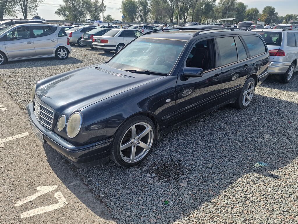 Mercedes-Benz E-Class: 1997 г., 2 л, Механика, Бензин, Универсал: фото 2