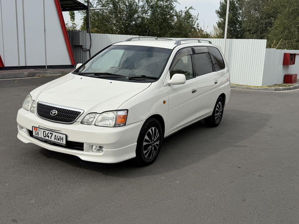 Toyota Gaia: 2001 г., 2 л, Автомат, Бензин, Минивэн: фото 2