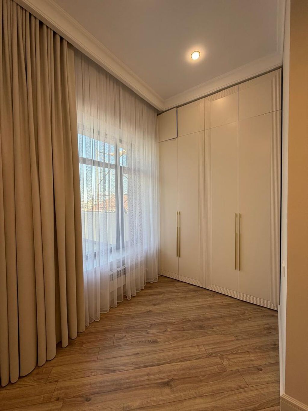 5 комнат, 200 м², 3 соток, Кок-Жар ж/м Газ, Канализация, Горячая вода: фото 6
