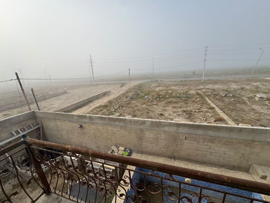 Türkan qəs. 4 otaqlı, 100 kv. m, Kredit yoxdur, Təmirsiz
