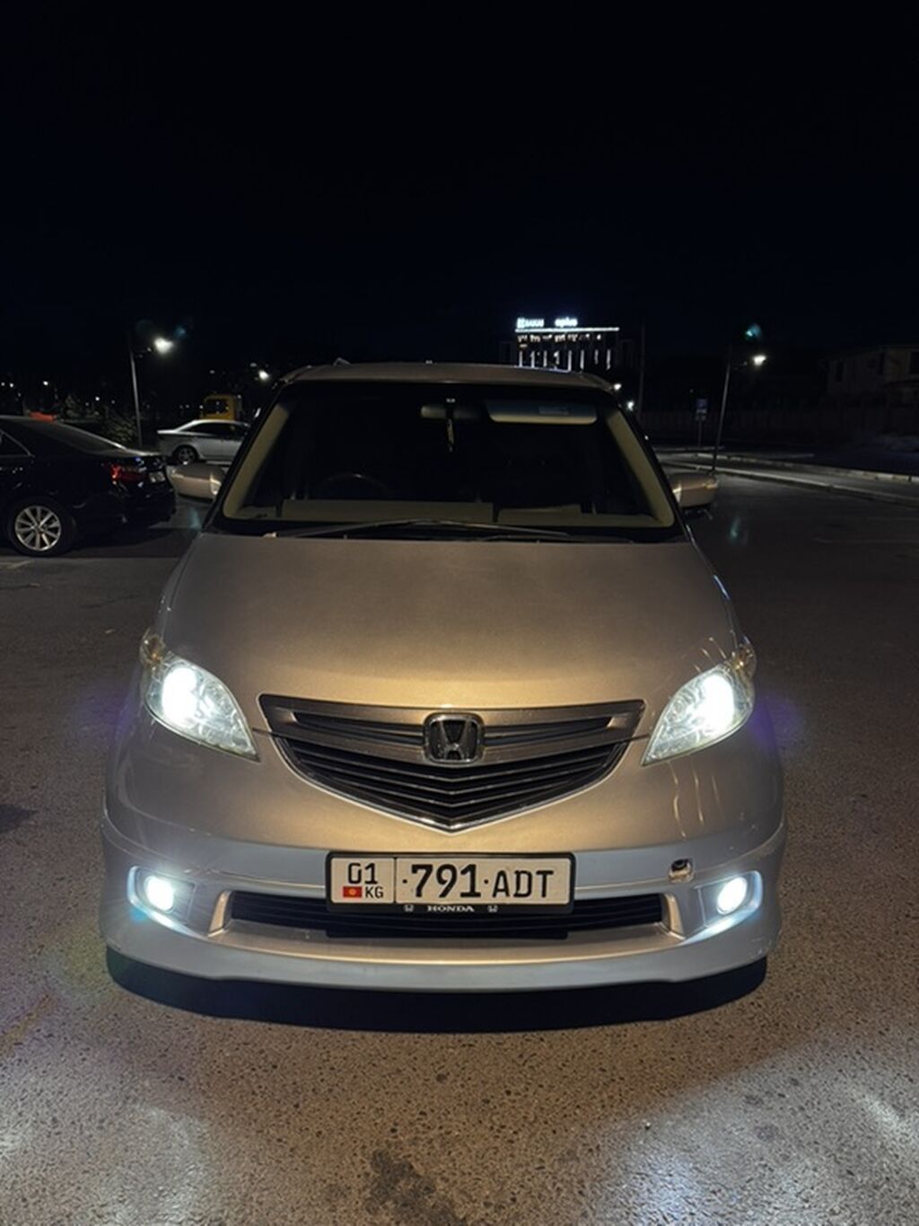 Honda Elysion 2004 г., 3 л, автомат, газ: фото 3