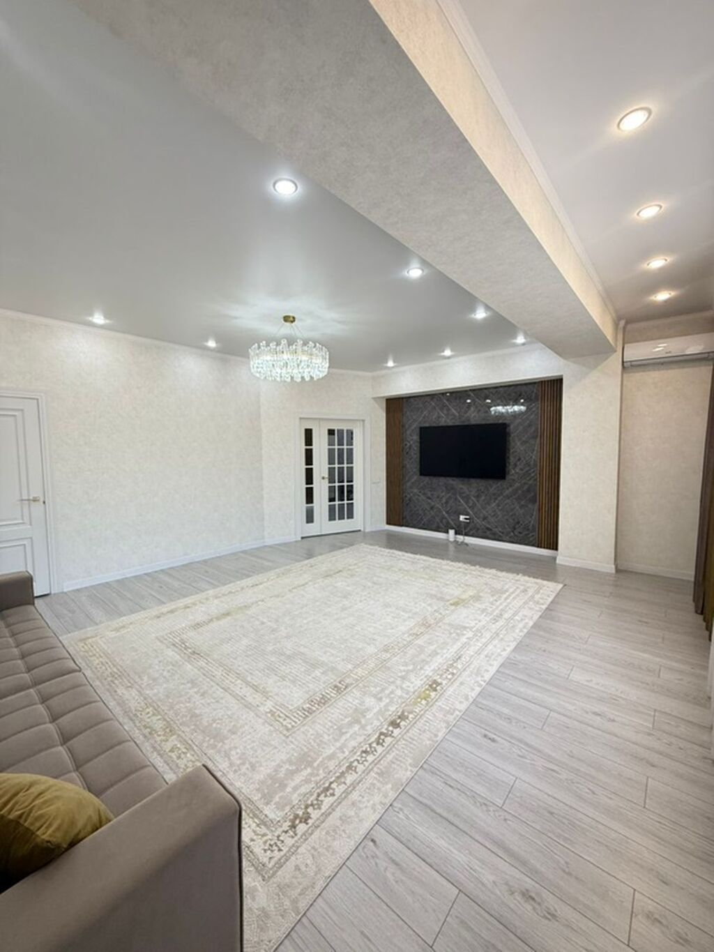 4 комнаты, 167 м², Мега Комфорт ТЦ Элитка, 9 этаж, Дизайнерский ремонт: фото 3