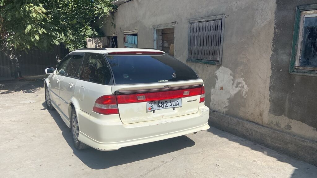 Honda Accord: 2001 г., Автомат, Универсал: фото 5