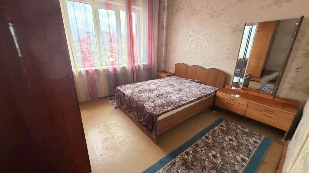 3 комнаты, 10 мкр Собственник, Семейным, от 1 года: фото 6