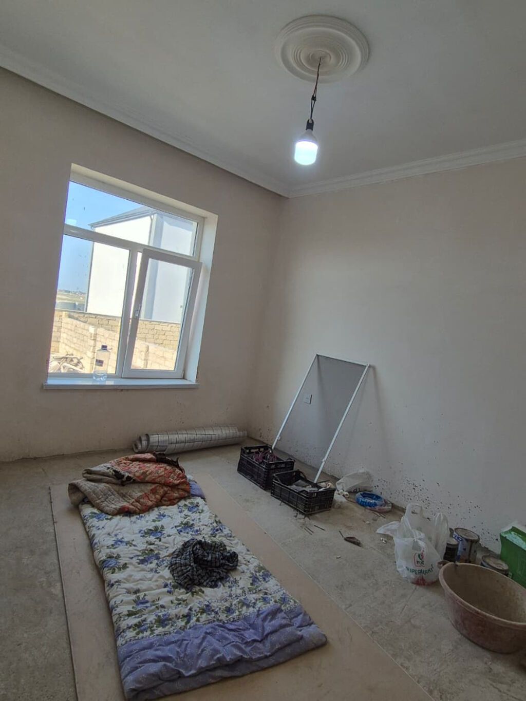 Buzovna 4 otaqlı, 140 kv. m, Yeni təmirli