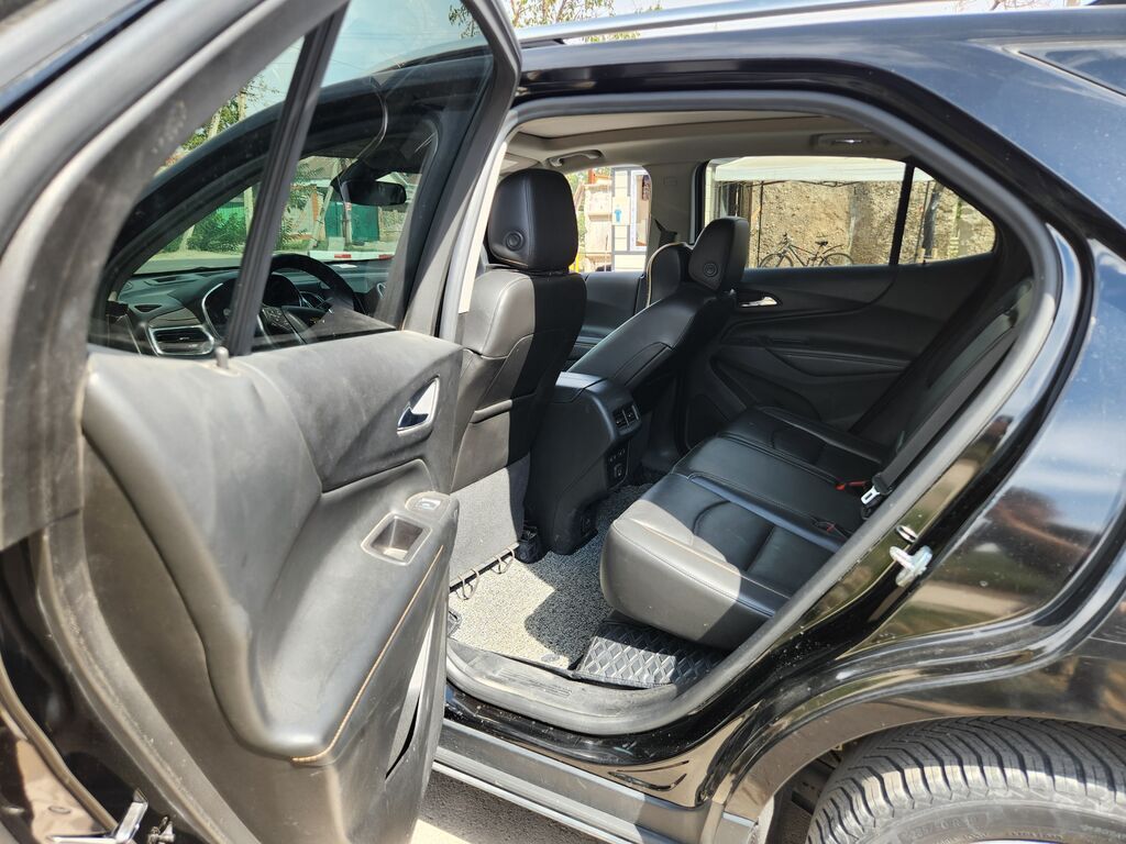 Chevrolet Equinox: 2018 г., 2 л, Автомат, Бензин, Кроссовер: фото 5