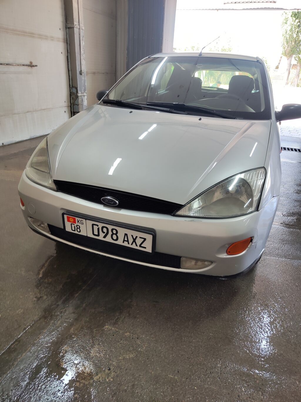 Ford Focus: 2001 г., 1.6 л, Механика, Бензин, Хэтчбэк: фото 2