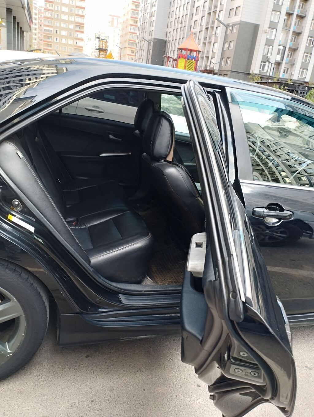 Toyota Camry: 2014 г., 2.5 л, Автомат, Бензин, Седан: фото 6