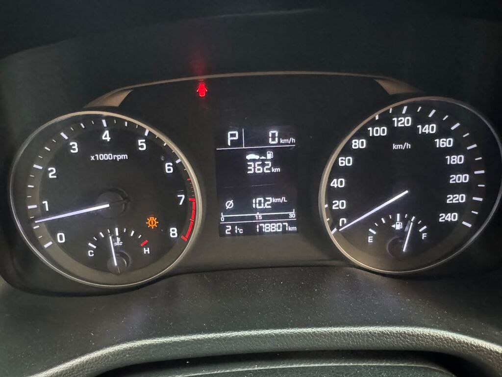 Hyundai Avante: 2018 г., 1.6 л, Автомат, Бензин, Седан: фото 7
