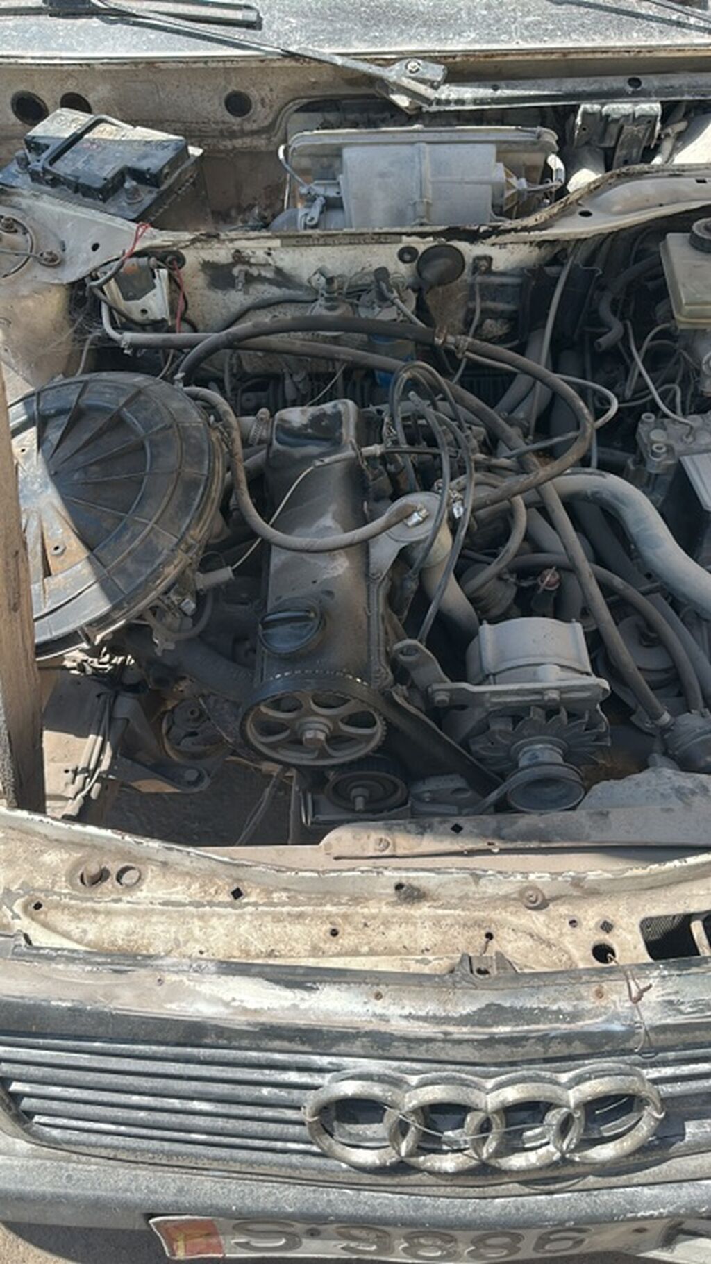 Продаю Audi 100 1988 г., универсал, 1.8 л, механика: фото 6