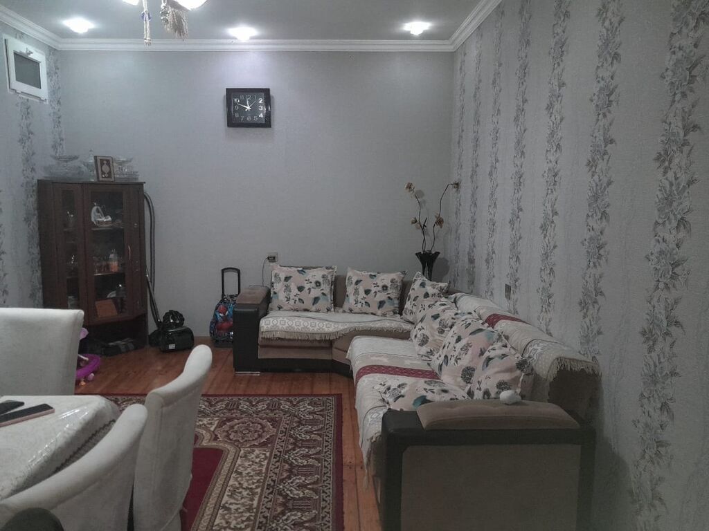 Əhmədlidə 4 otaqlı həyət evi satılır, 150 m², 85 000 AZN, şəkil 4 / 10
