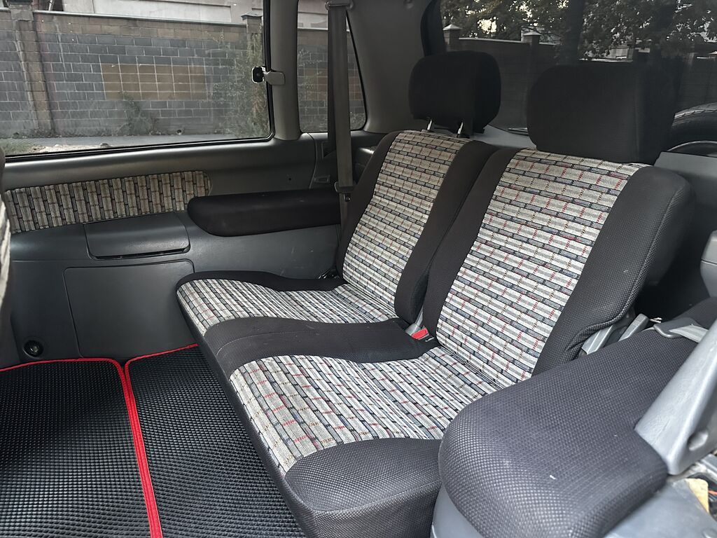 Mitsubishi RVR: 1996 г., 2 л, Механика, Бензин, Кроссовер: фото 8