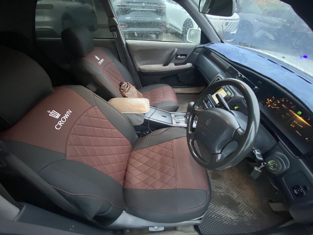 Toyota Crown: 1996 г., 3 л, Автомат, Бензин, Седан: фото 4