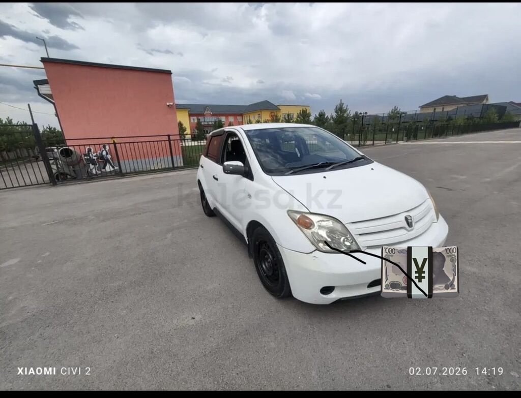 Toyota Ist: 2003 г., 1.3 л, Автомат, Бензин, Хэтчбэк: фото 4