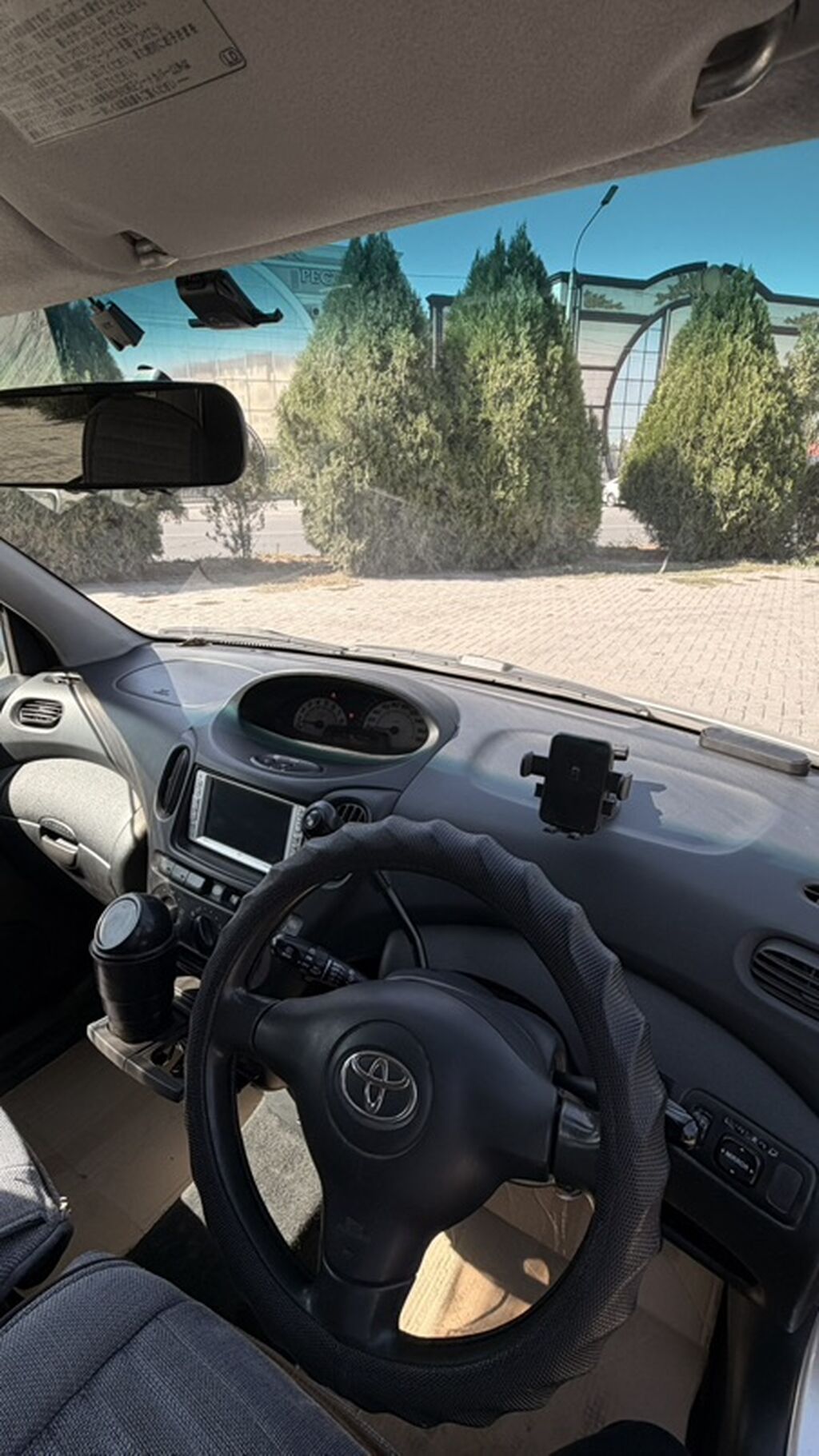 Toyota Funcargo: 2003 г., 1.3 л, Автомат, Бензин, Минивэн: фото 8