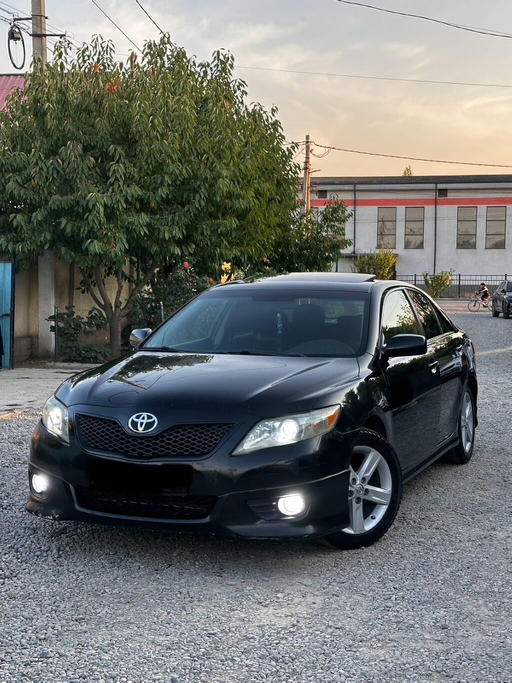 Toyota Camry: 2011 г., 2.5 л, Автомат, Бензин, Седан: фото 1