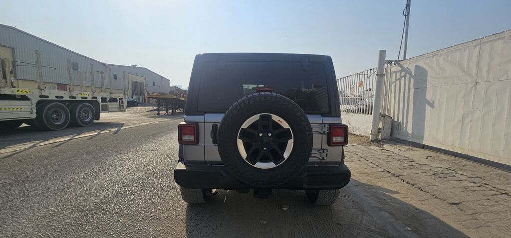 Jeep Wrangler: 2021 г., Внедорожник: фото 5