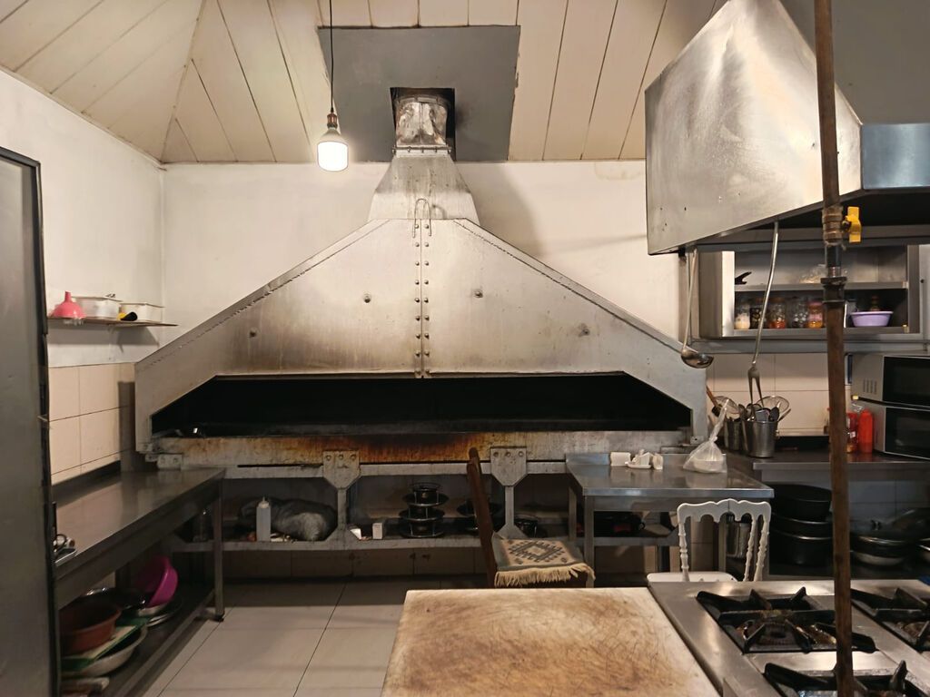 BADAMDARDA NÖQTƏSİNƏ QƏDƏR HAZIR — PREMİUM RESTORAN VƏ LOUNGE