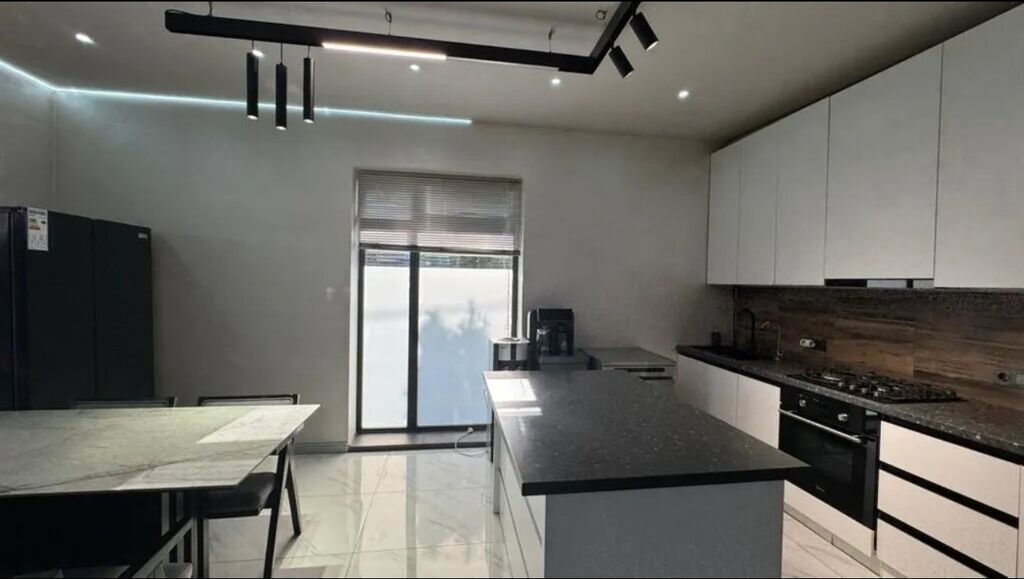 450 м², 5 комнат: фото 8