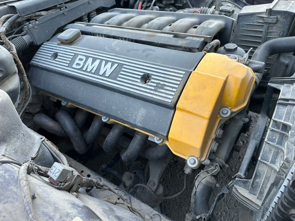 BMW 5 series: 1991 г., 3 л, Механика, Седан: фото 6