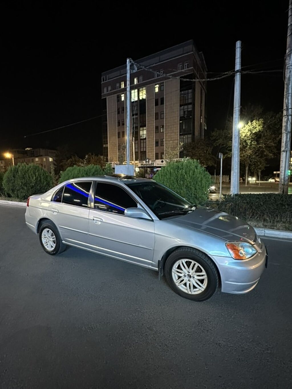 Honda Civic: 2001 г., 1.7 л, Автомат, Бензин, Седан: фото 2