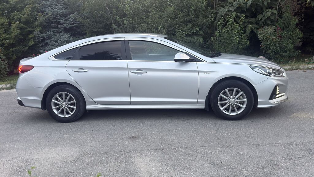Hyundai Sonata: 2021 г., 2 л, Автомат, Газ, Седан: фото 8
