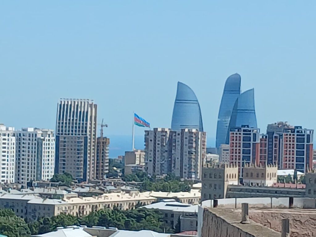 3 otaqlı, Yeni tikili, 114 kv. m