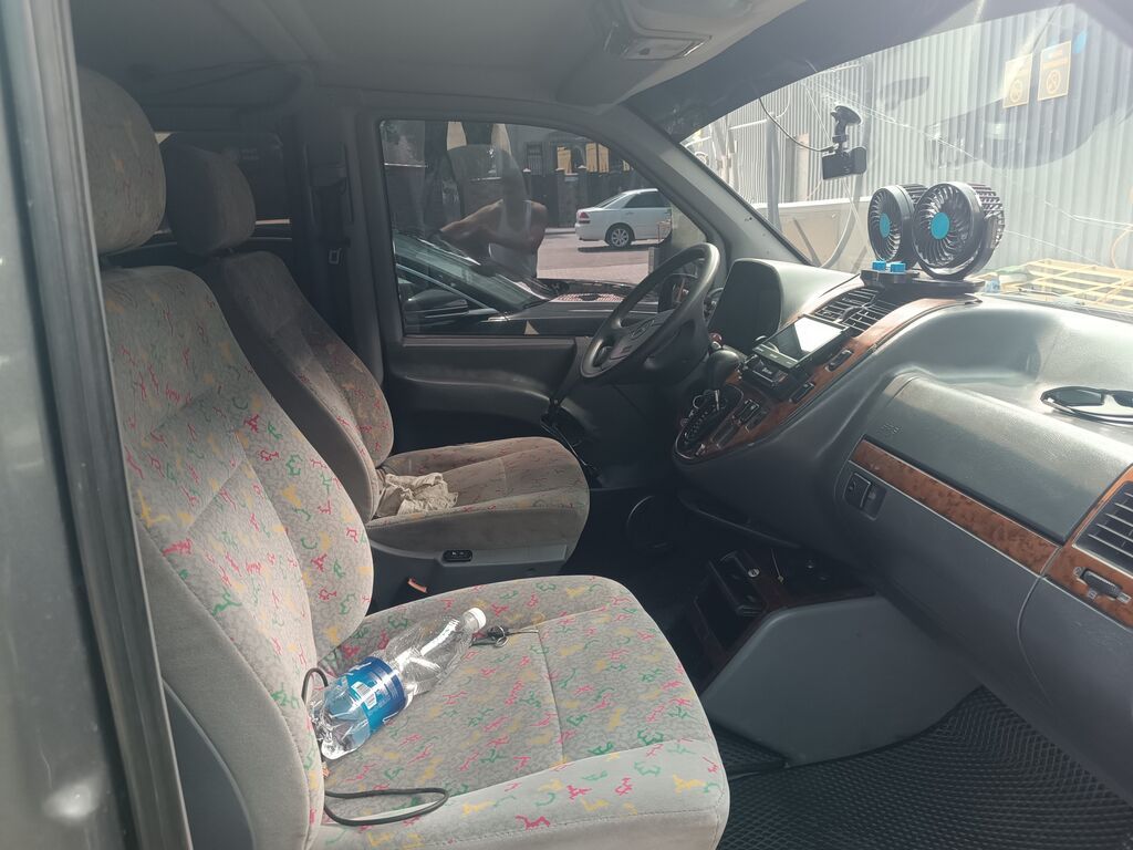 Mercedes-Benz Vito: 2003 г., 2.4 л, Автомат, Бензин, Минивэн: фото 6
