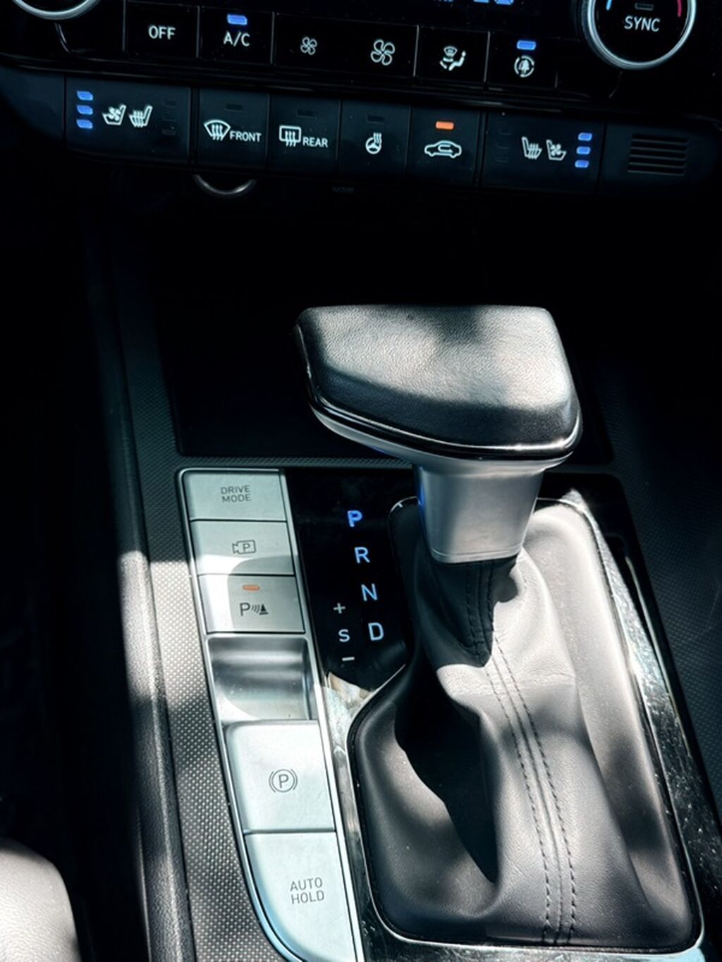 Hyundai Elantra: 2024 г., 1.6 л, Бензин, Седан: фото 6