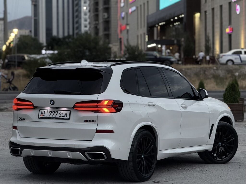 BMW X5: 2020 г., 4.4 л, Автомат, Бензин, Кроссовер: фото 4