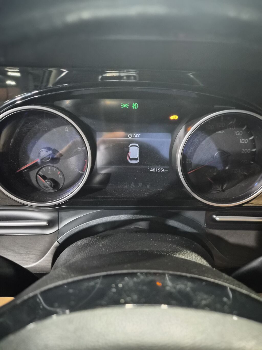 Kia Carnival: 2021 г., Минивэн: фото 4