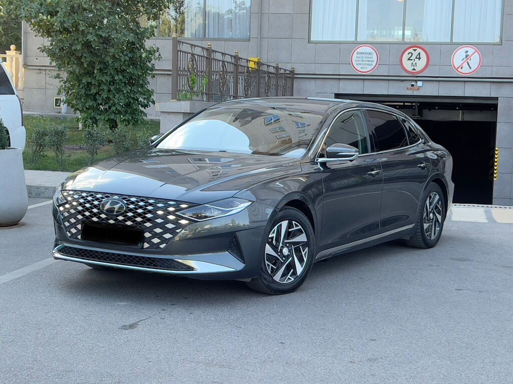 Hyundai Grandeur: 2022 г., 2.4 л, Автомат, Гибрид, Седан: фото 2