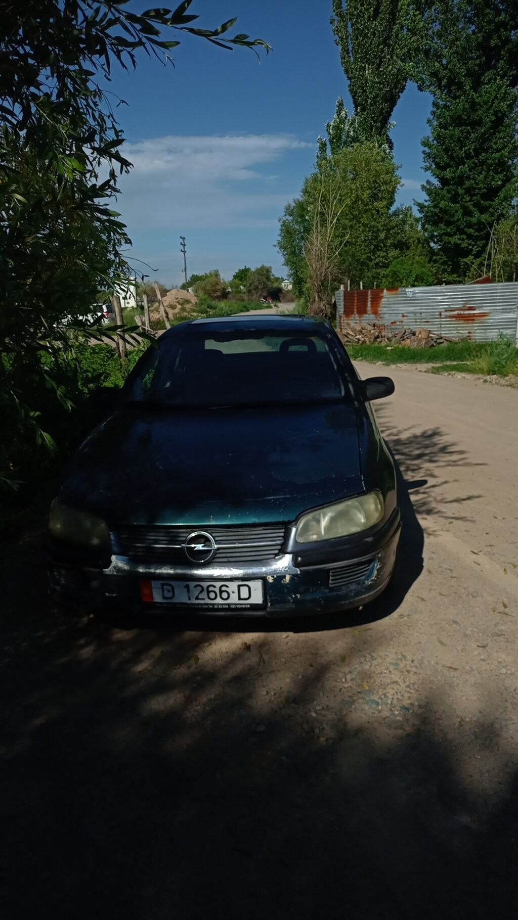 Opel Omega: 1995 г., 2 л, Механика, Бензин, Седан — фото 2