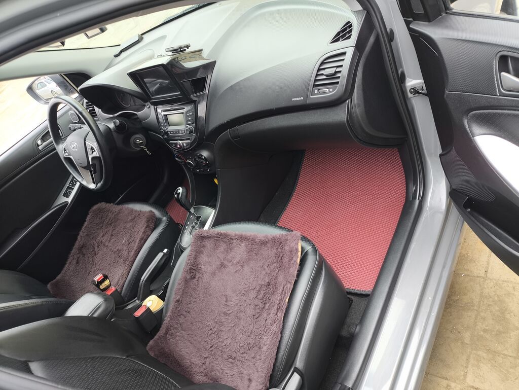 Hyundai Accent 2019, 1.4 л, вариатор, седан: фото 5
